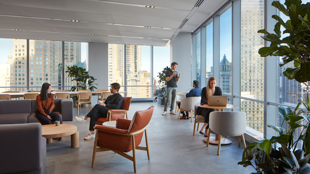 A connected lighting and shading system from Lutron allows Skidmore, Owings & Merrill staff to leverage the abundant natural light in the New York office of the architecture, engineering, and planning firm.